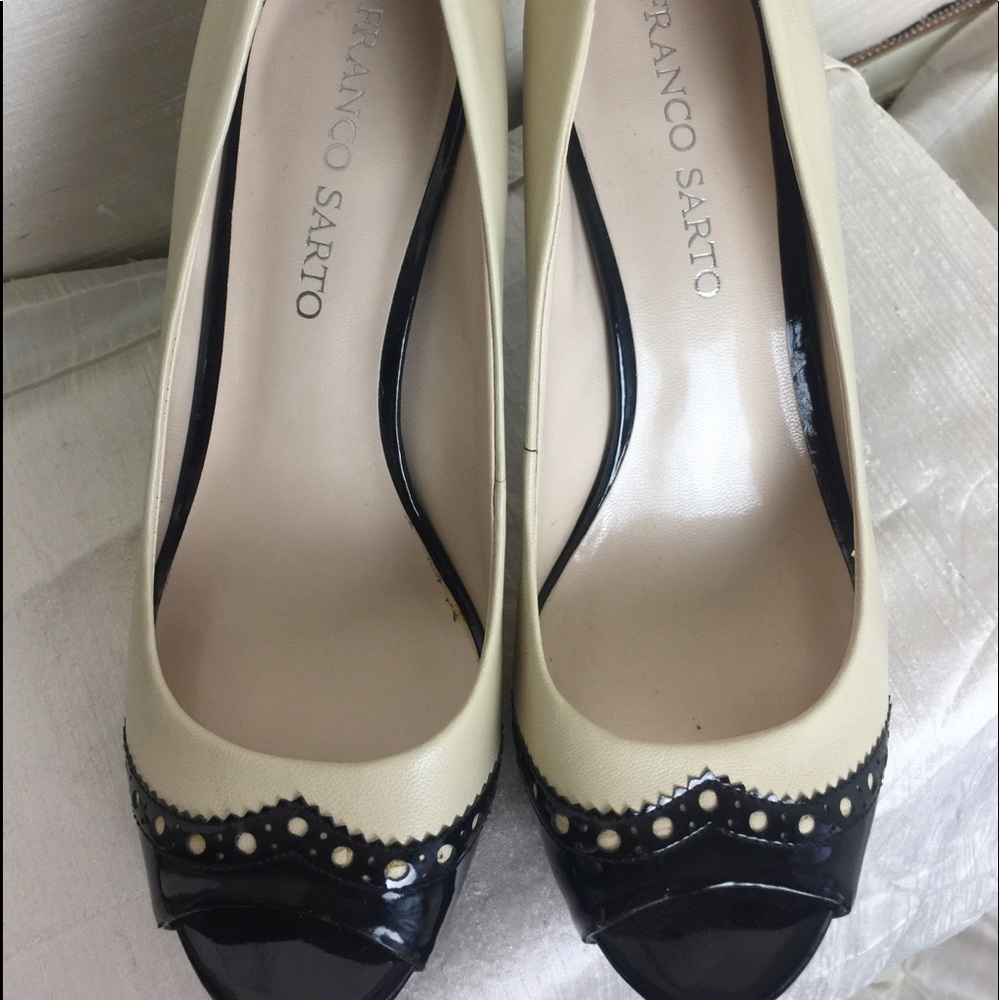 Franco Sarto pumps